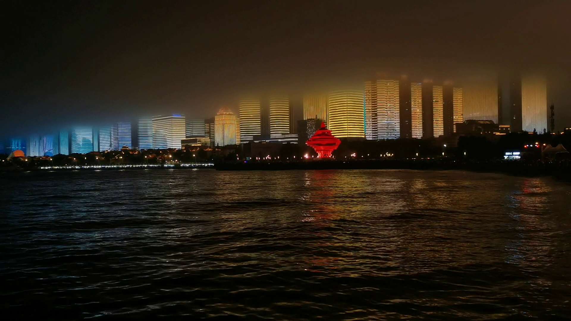 别样青岛别样夜景