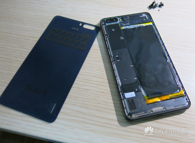 荣耀30s换电池视频 232011gupqv2wyhuqkjuvq.jpg
