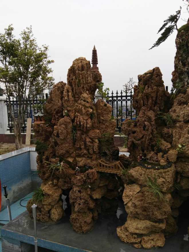 自己设计的上水石假山