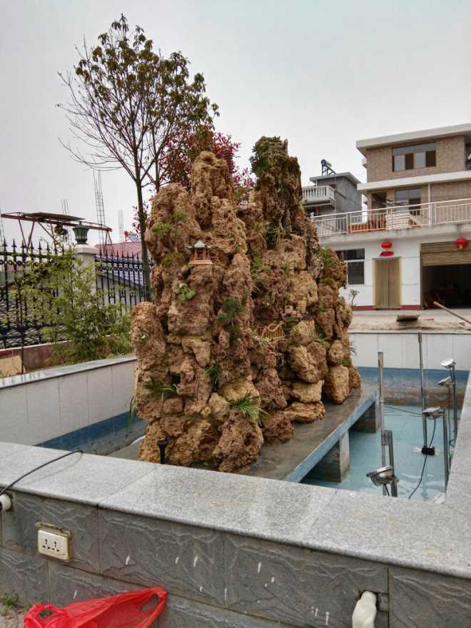 自己设计的上水石假山