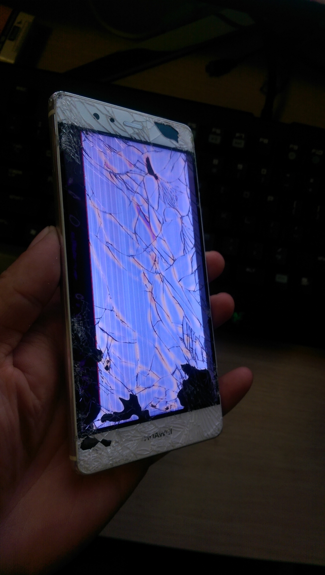砸华为p9 (1).jpg