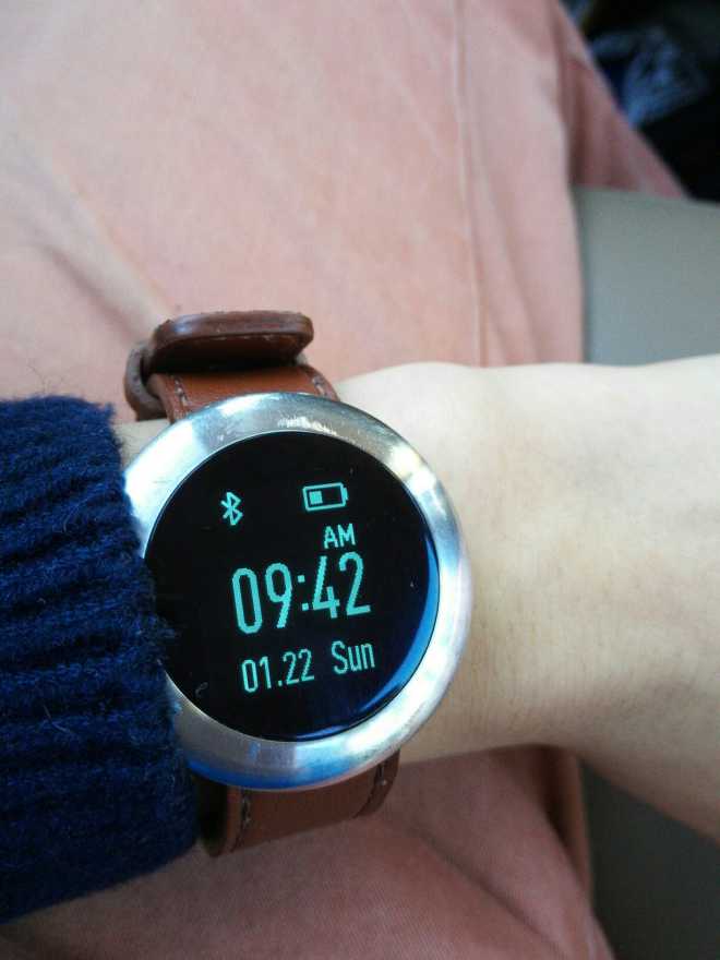 华为荣耀手表zero 怎么将中文星期几改成英文