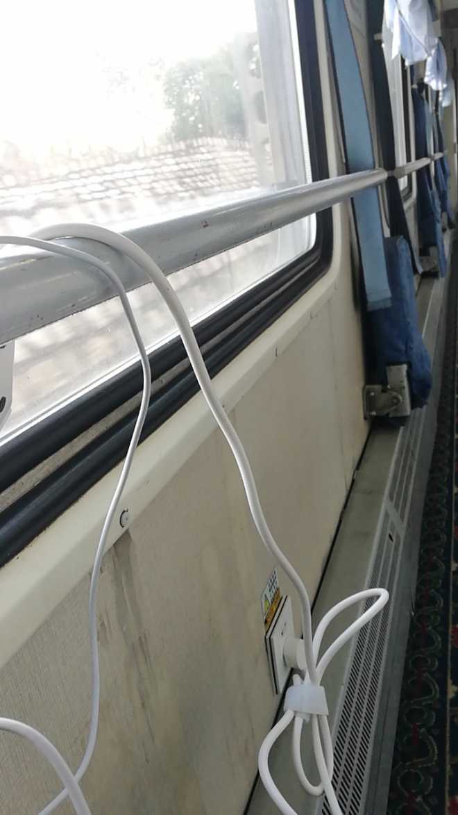 原来绿皮火车也是可以充电的