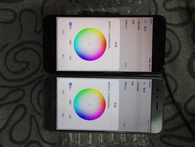 同一机型屏幕显示色差太大了!