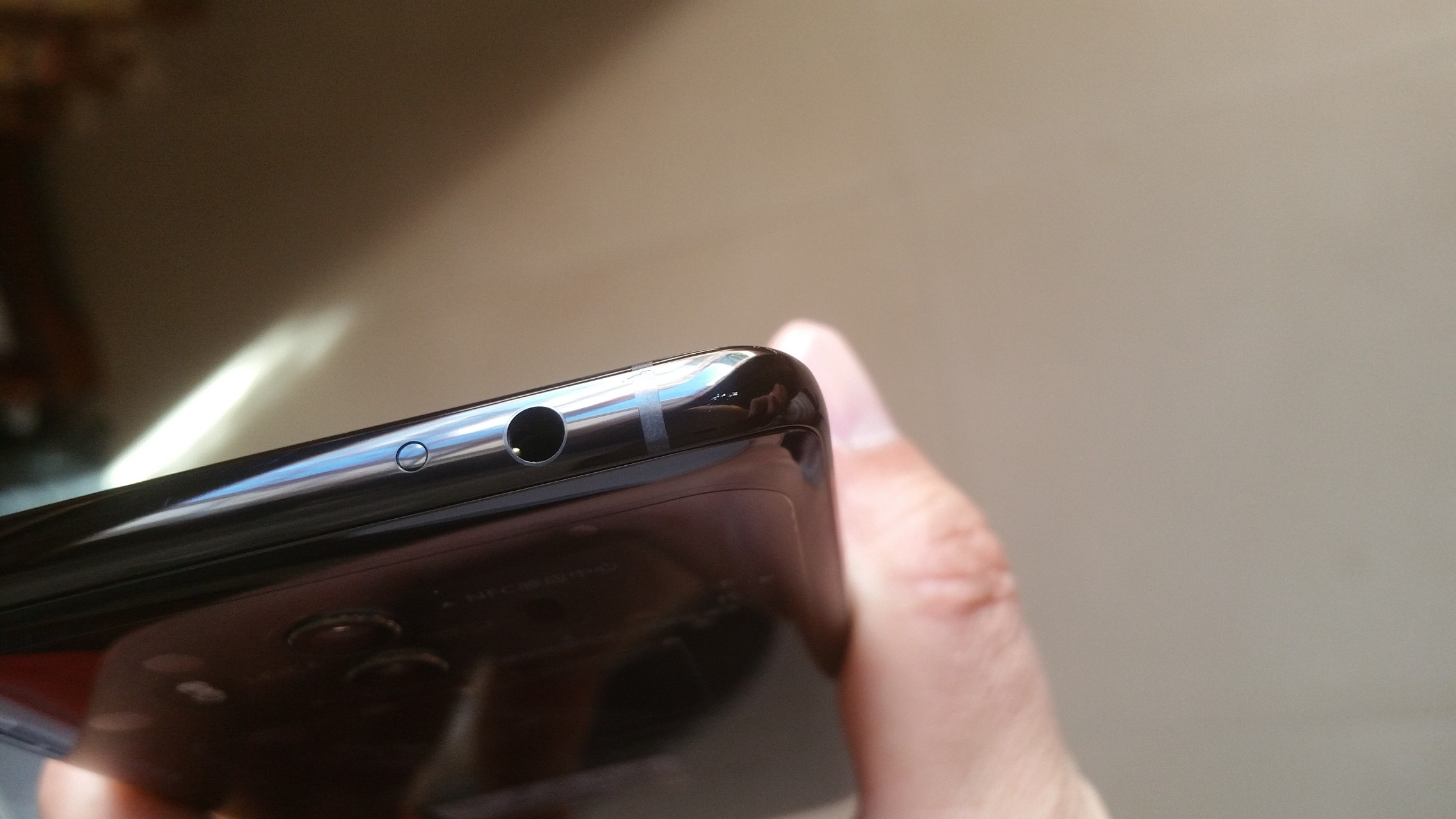 华为mate 10 pro 品控问题--已回复
