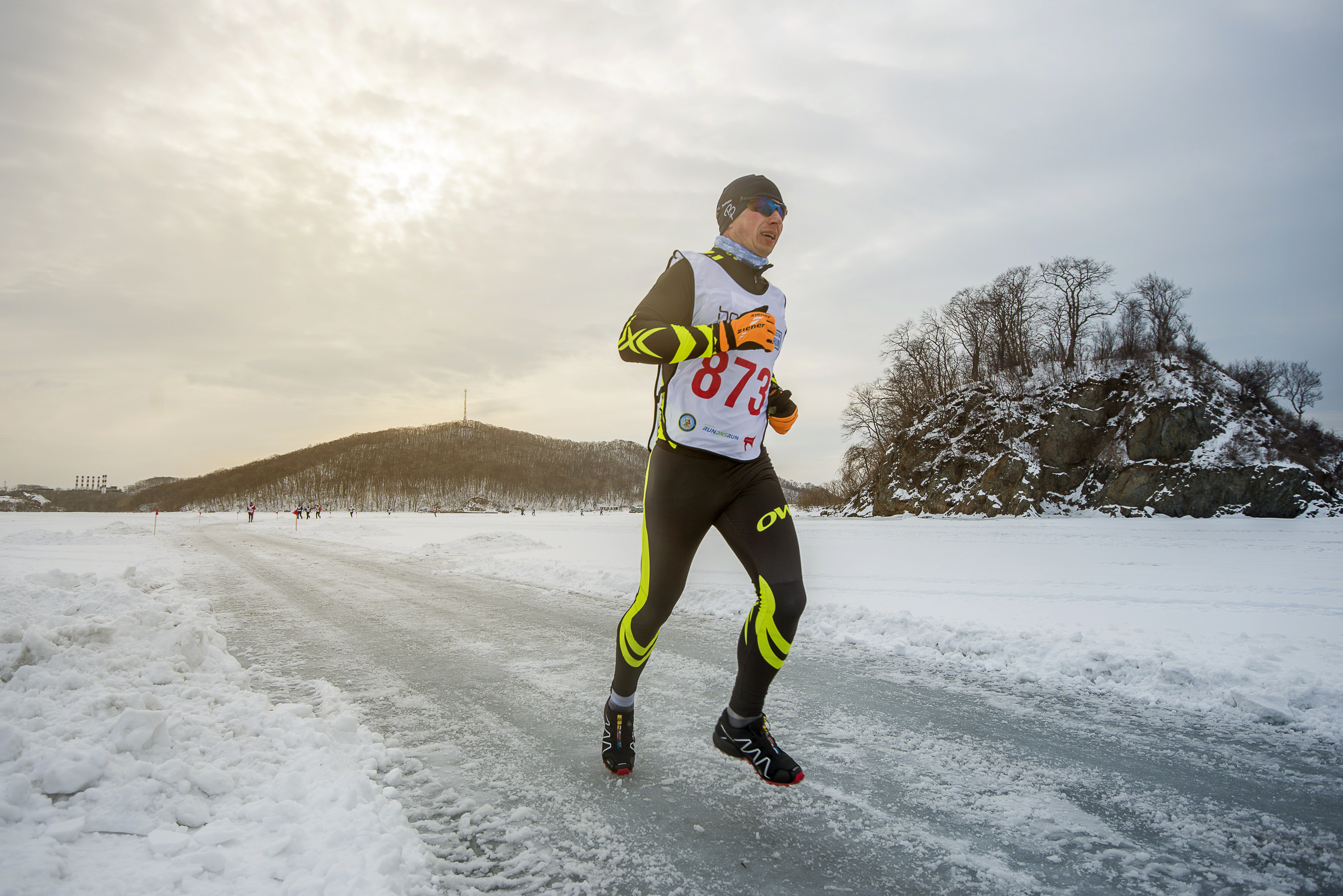 想不想去俄罗斯来一场冰雪跑,荣耀国际冰雪马拉松招募啦!