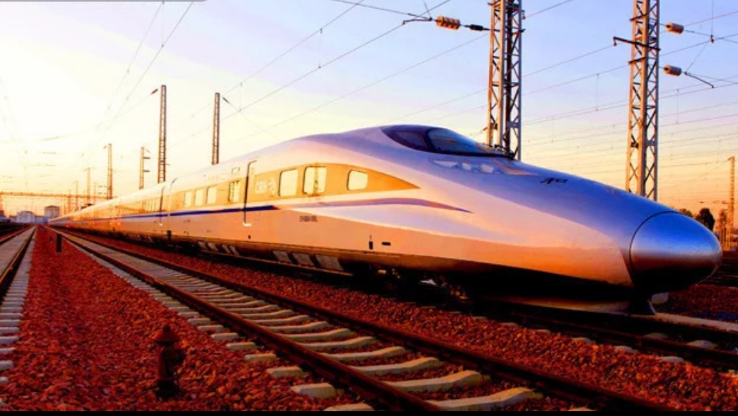 2017次列车到站了