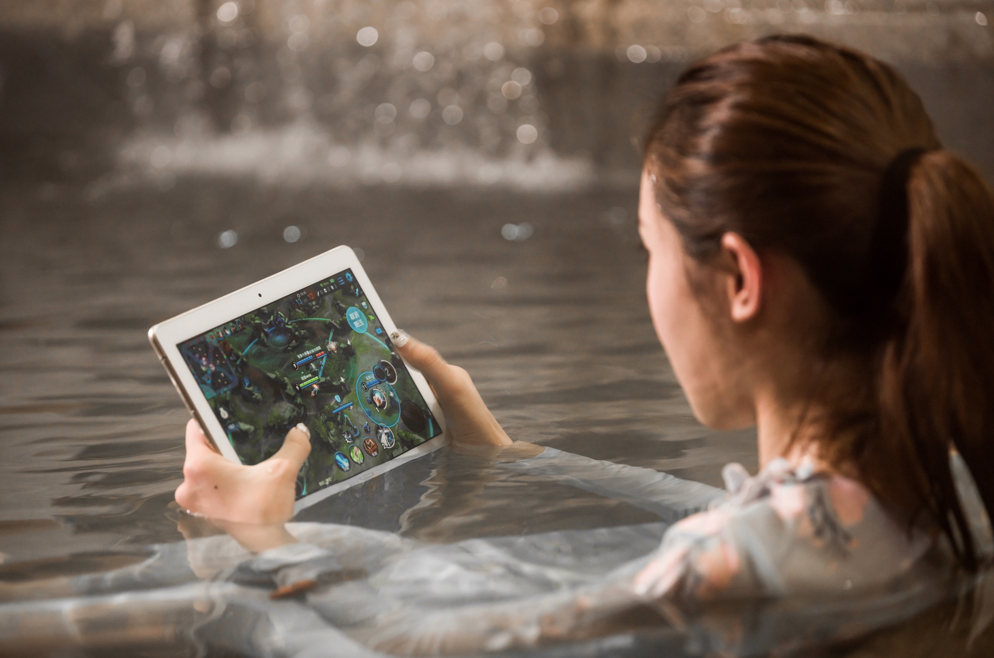 极寒之地,荣耀waterplay邂逅雪域温泉!