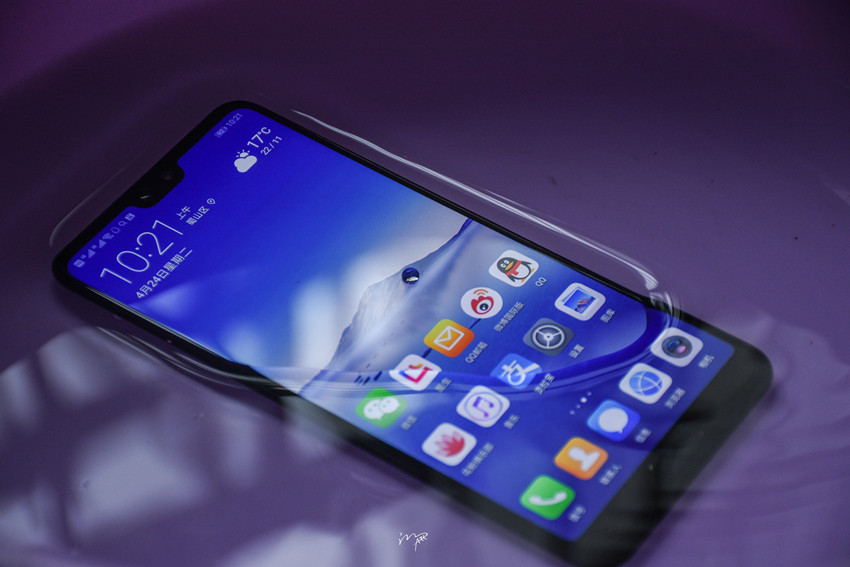 【华为P20 Pro】西装下的美学 有技术也有颜值