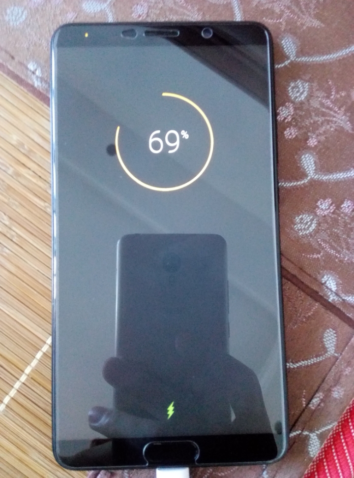 关机充电速度很慢,能帮忙看看啥问题吗 - 华为mate10系列分享交流