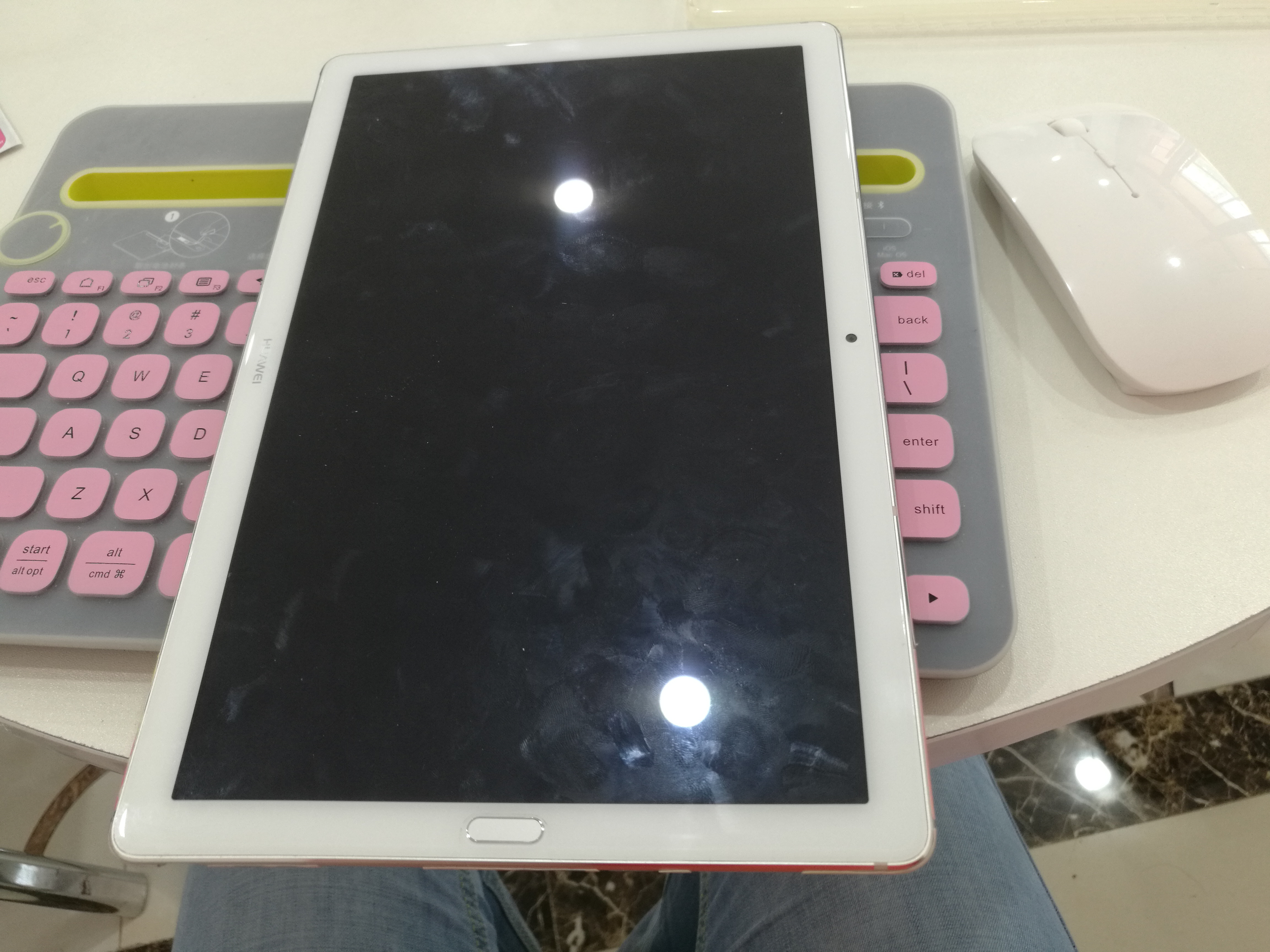 华为免费贴膜服务在哪里查找 143707wkzn2puquedw5smz.jpg