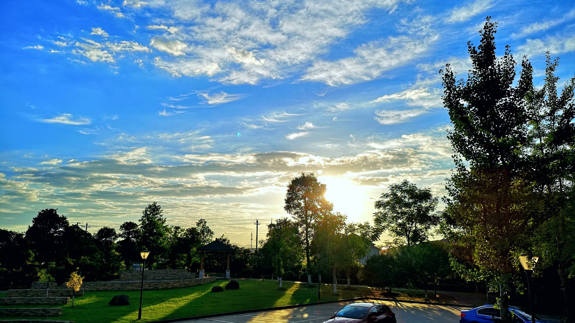 夕阳西下美景如画