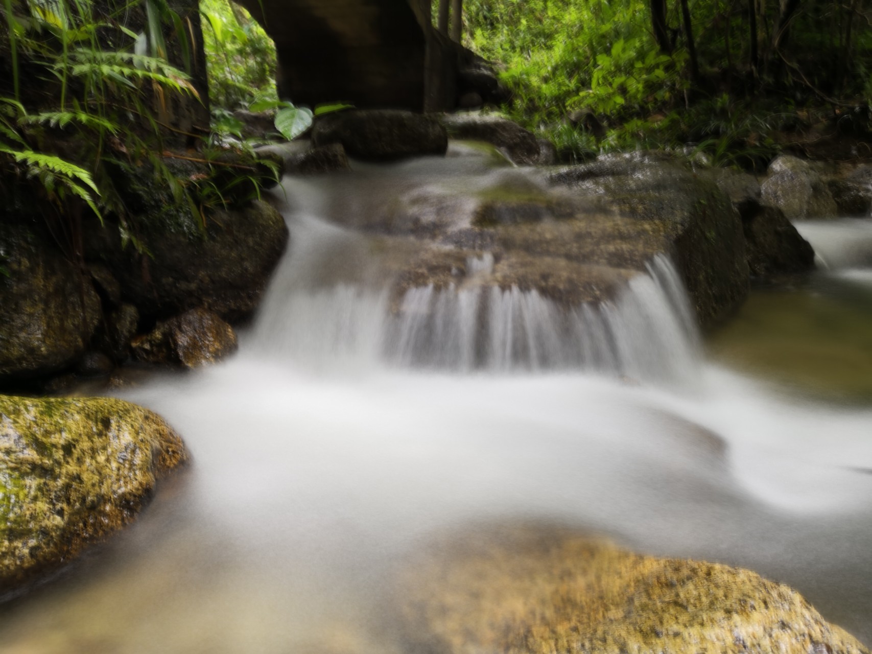 小溪流水 蓝天白云&绿水青山