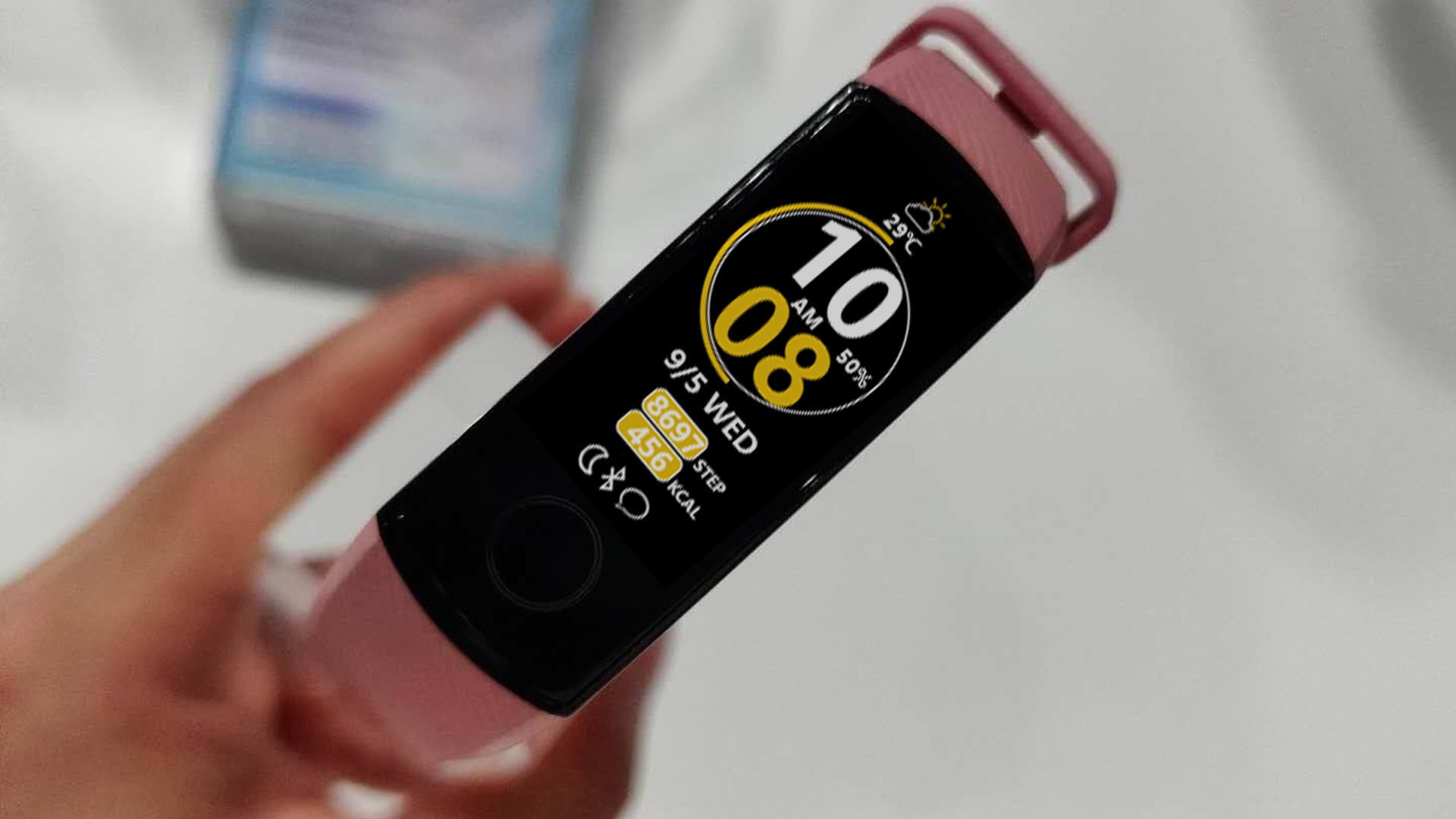 【荣耀手环4】彩屏表盘设计大赛作品赏,你pick哪一个呢?