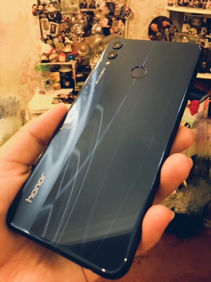 手机 69 荣耀8x/8x max 69 分享交流 69 我们到底需不需要全屏