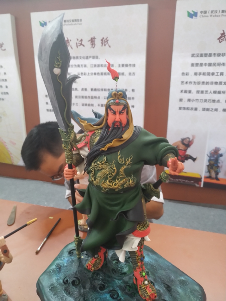 升级了最新的系统,华为mate20pro的拍照怎么取