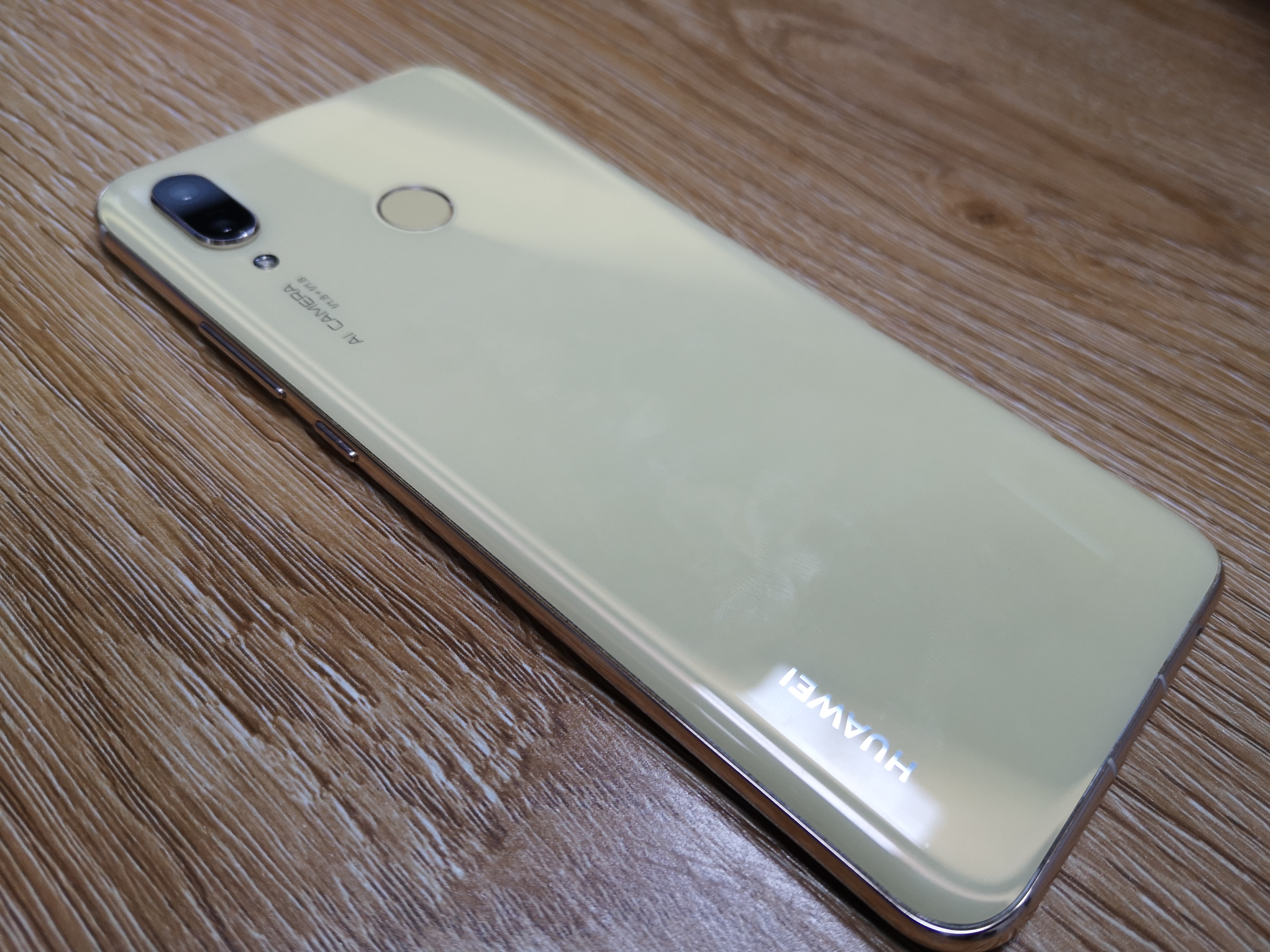 梦唯见出品奢侈之华华为nova3整体评测