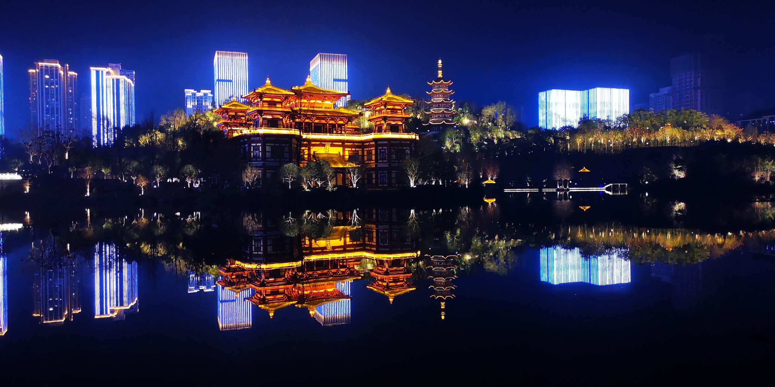 晒夜景坐标重庆永川兴龙湖