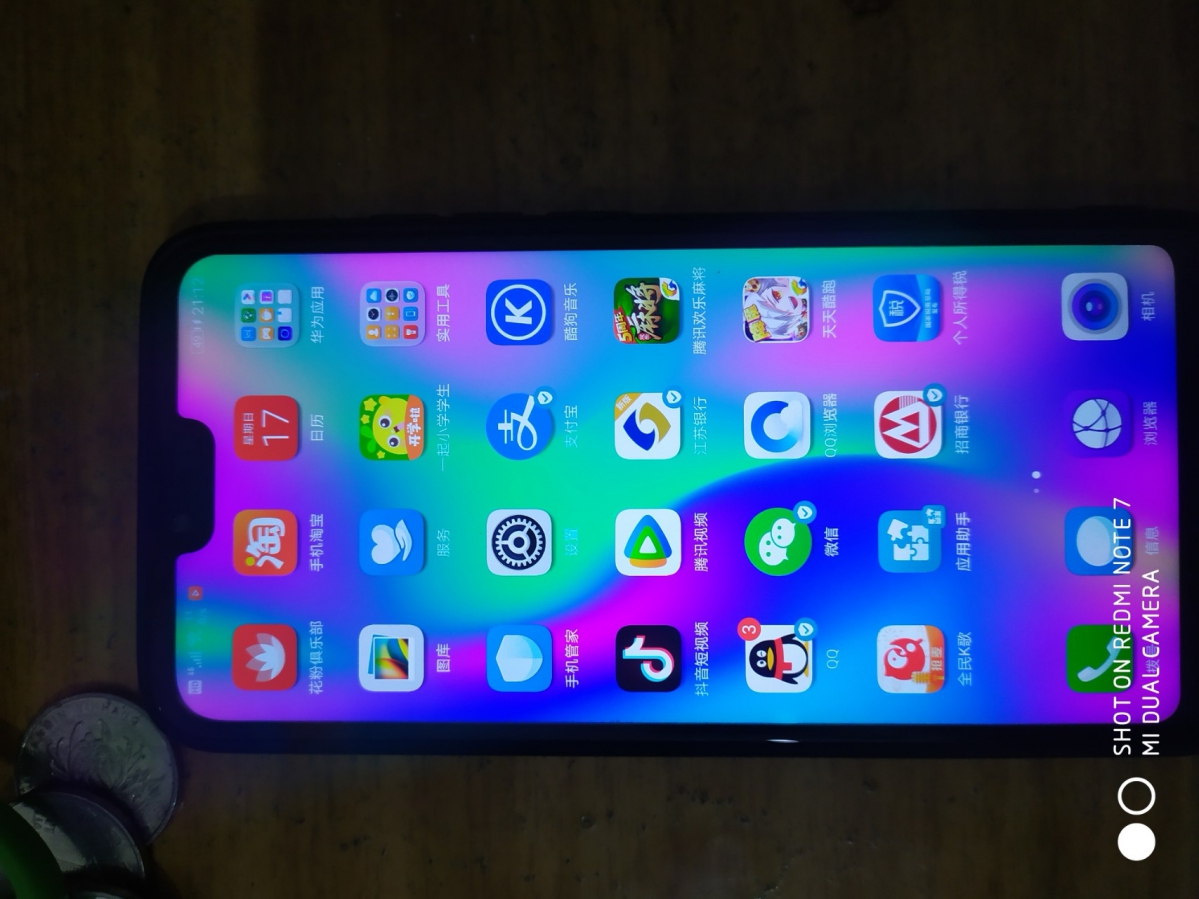 荣耀10和红米Note7拍照对比