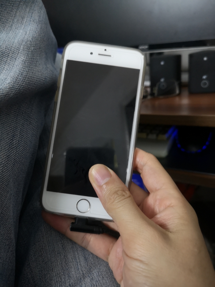 我的p20p已经开始卡顿了,还说华为牛逼,用了几年的果6都没试过这样.