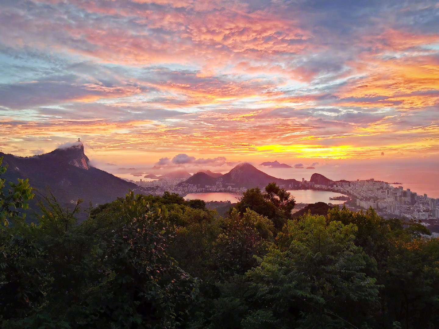 来自华为官方微博,p30pro