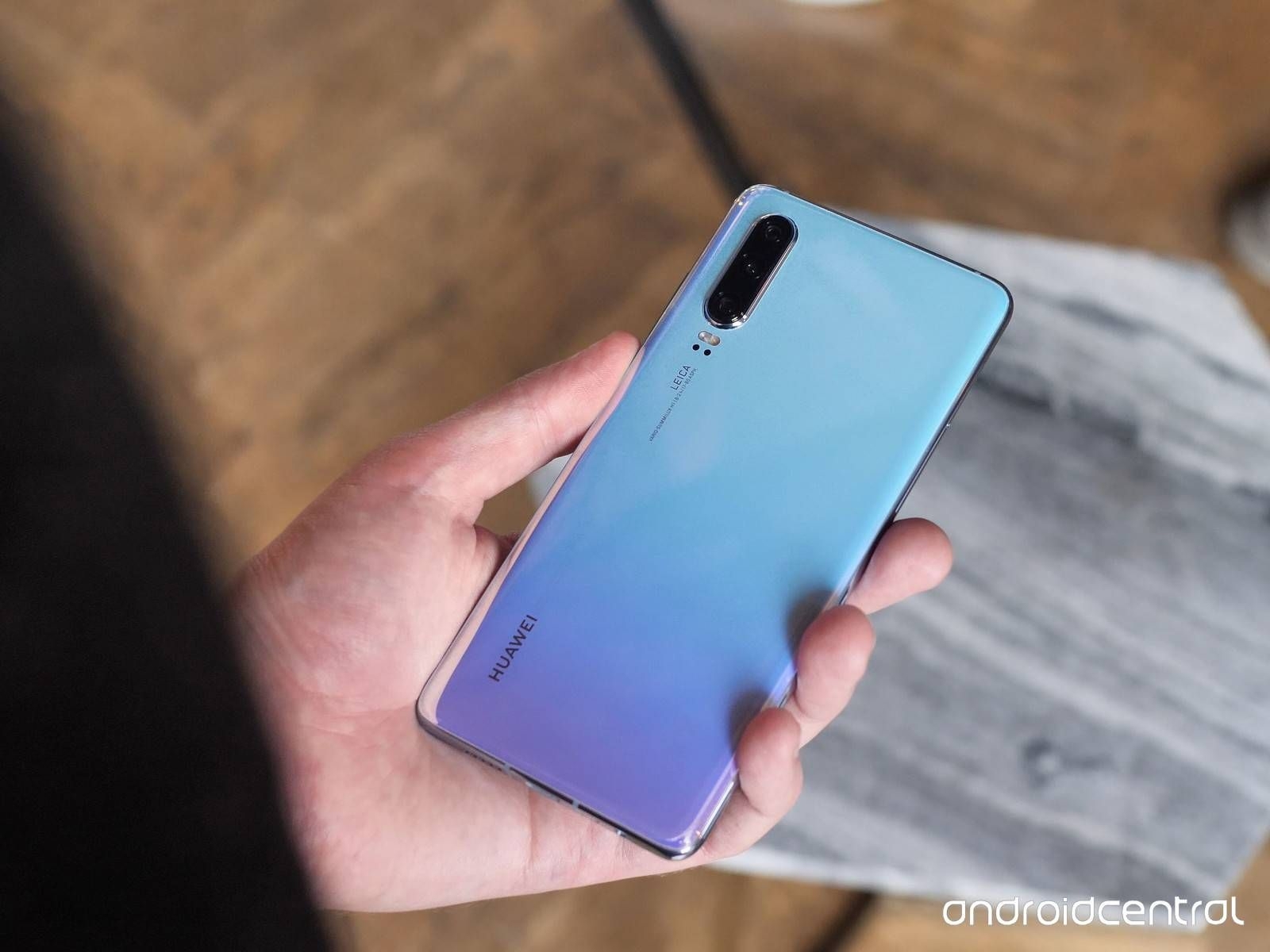 华为p30系列天空之镜,赤茶橘配色真机图赏