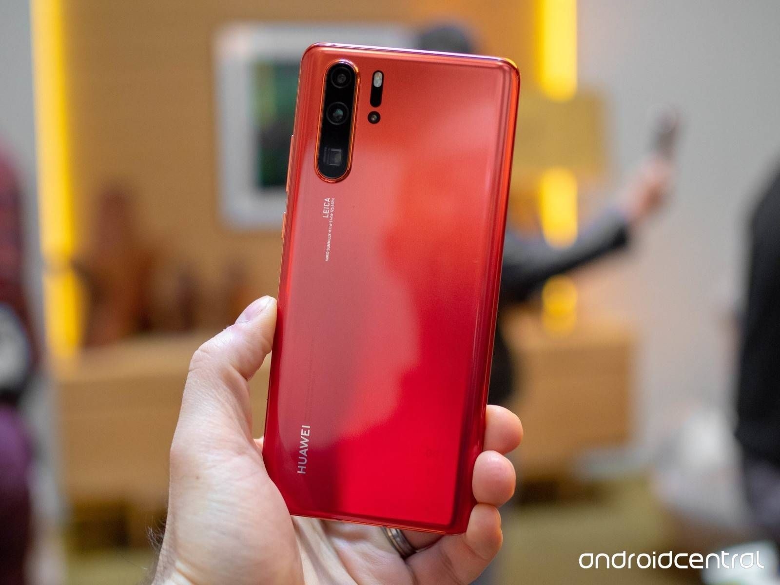 华为p30系列天空之镜,赤茶橘配色真机图赏