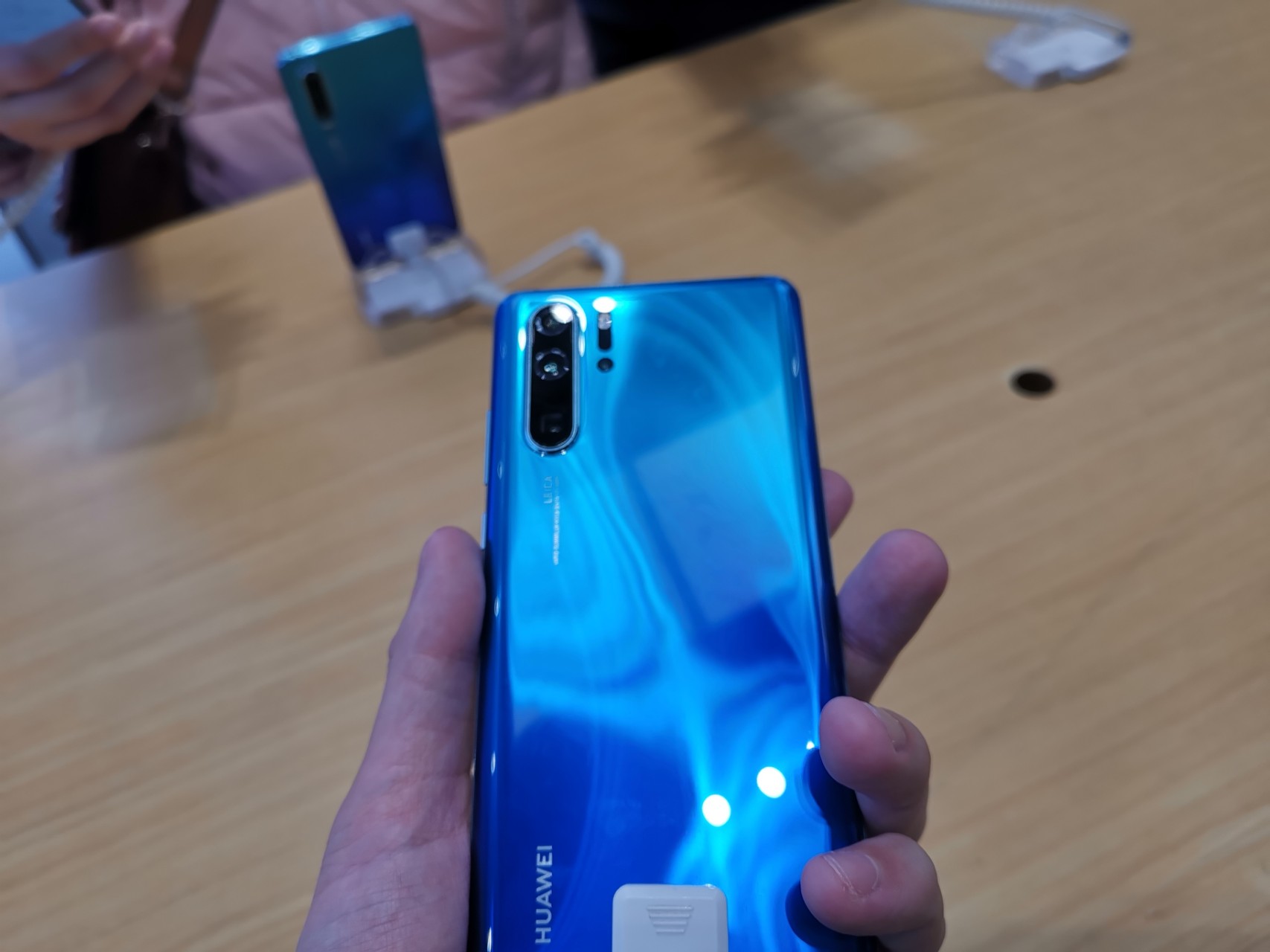 p30手机颜色 - 华为p30系列分享交流 花粉俱乐部