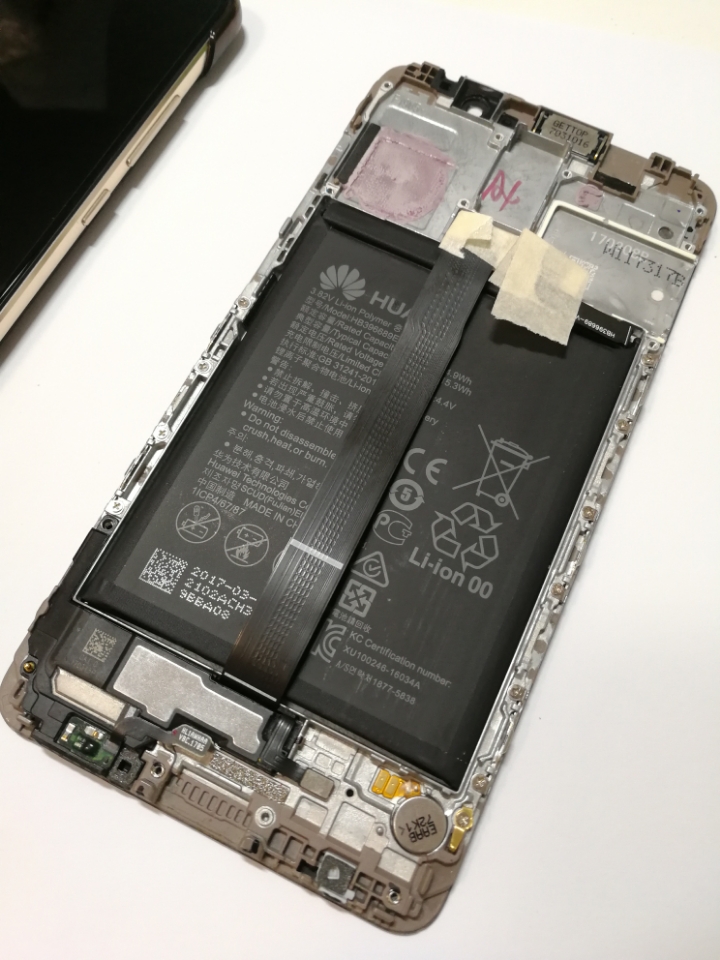 华为官方换屏活动 mate9满血复活