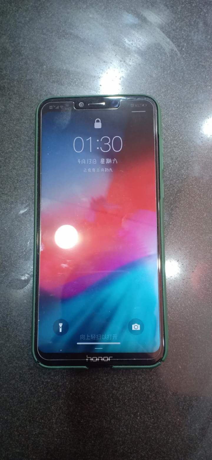 荣耀play钢化膜真正无白边