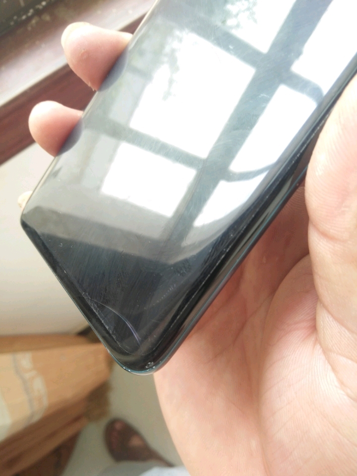 mate20pro屏碎了 - 华为mate20系列分享交流 花粉俱乐部