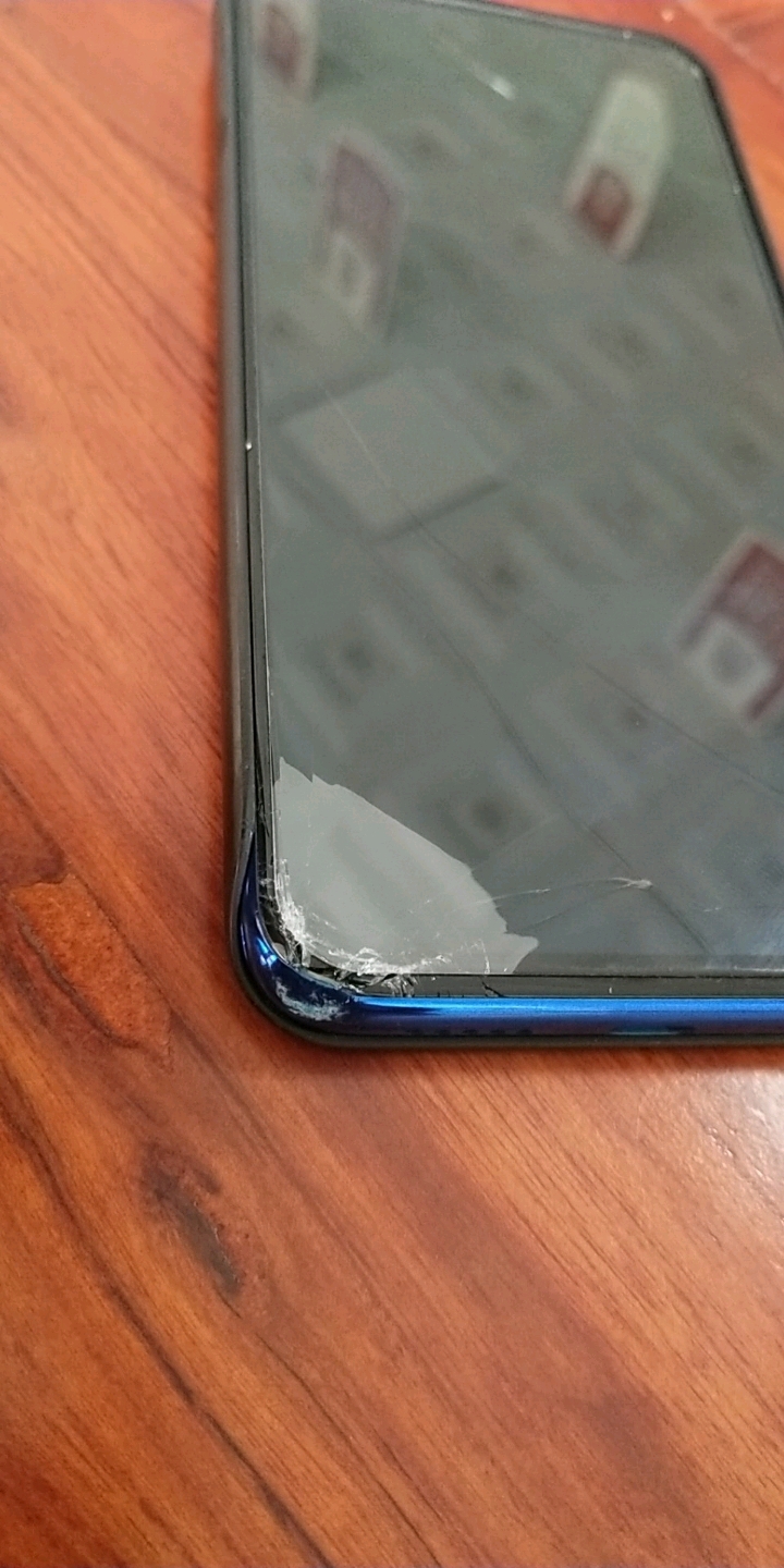 前屏碎了换一个大概要多少钱 - 荣耀magic2分享交流 花粉俱乐部