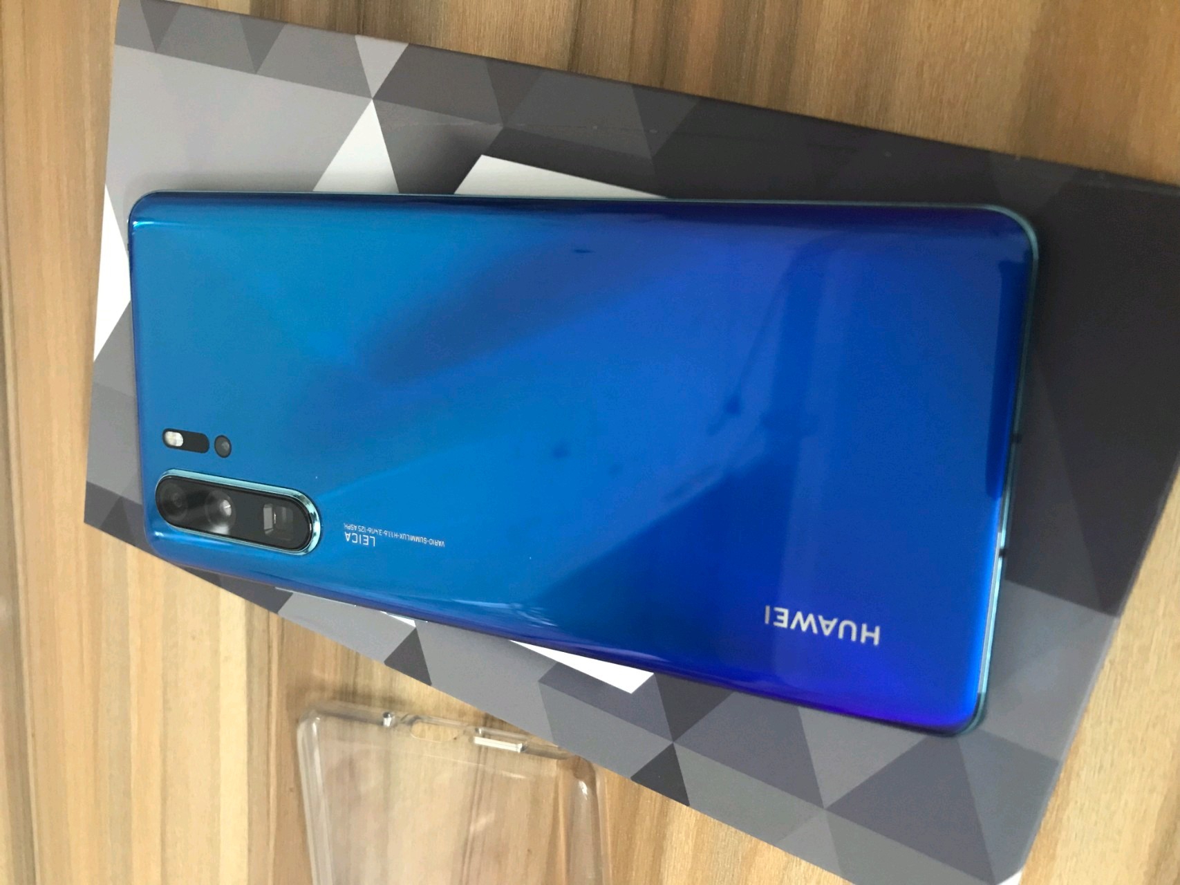 入手p30pro极光色分享 - 华为p30系列分享交流 花粉俱乐部