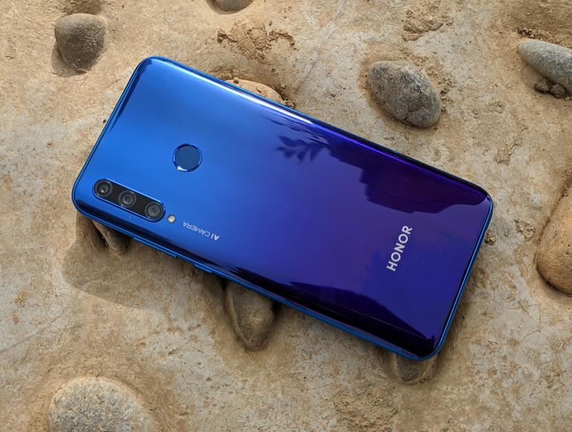 版块 69 荣耀手机 69 更多机型 69 荣耀20i 69 仅一周,"颜值