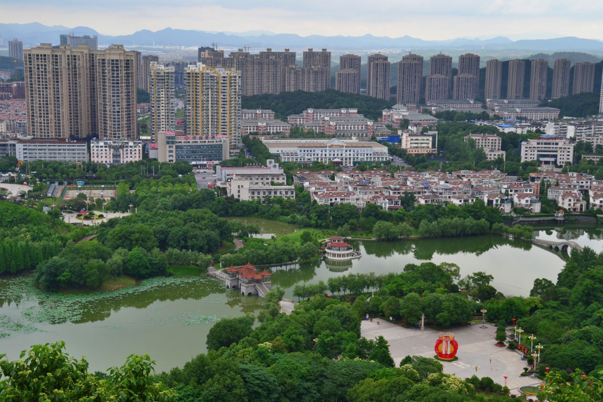 一座叫春的城市